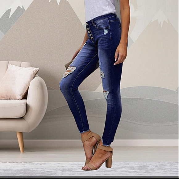 SKINNY HIGH RISE JEANS - Picture 2 of 11